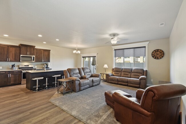 Photo - 4192 E Esperanto St