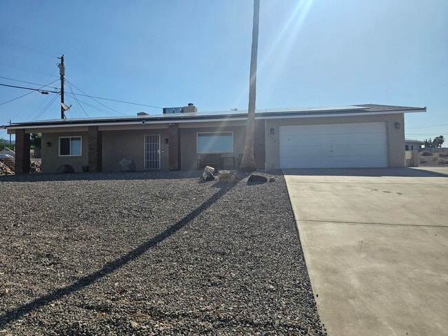 Building Photo - 3746 Mission Dr S