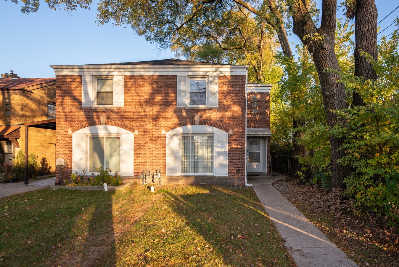 Photo - 6415 Drake Ave