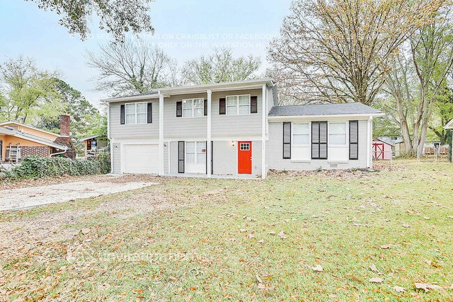 Photo - 334 Dartmouth Dr SW