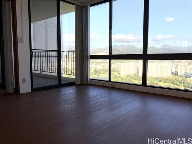 Photo - 990 Ala Nanala St Unit 33C