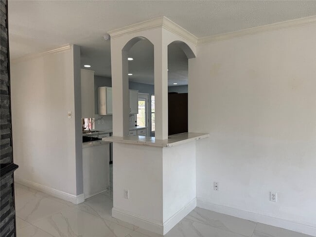 Photo - 17526 Coventry Oaks Dr