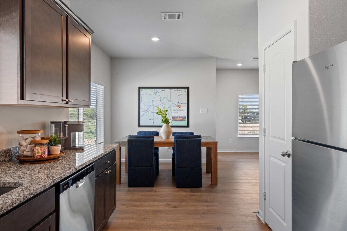 Photo - 900 Camelia Grv Ct