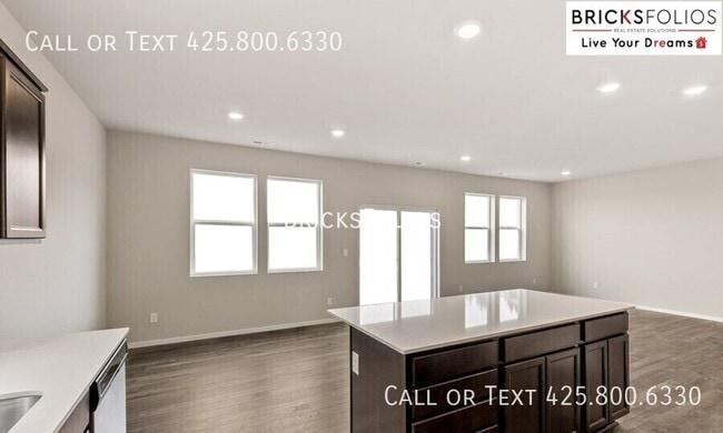 Photo - 1217 SW Pendleton Way