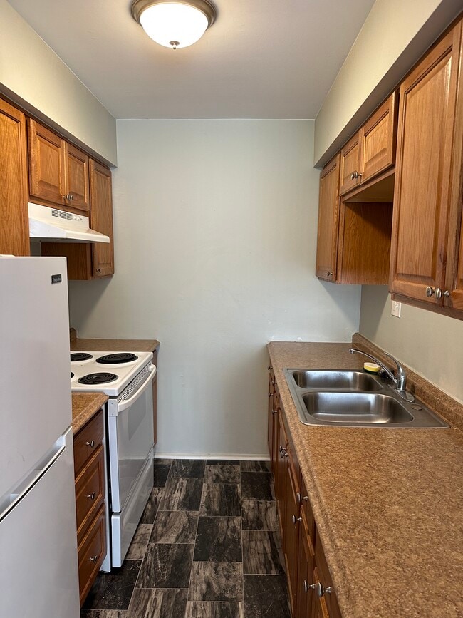 1771 E Woodward Heights Blvd