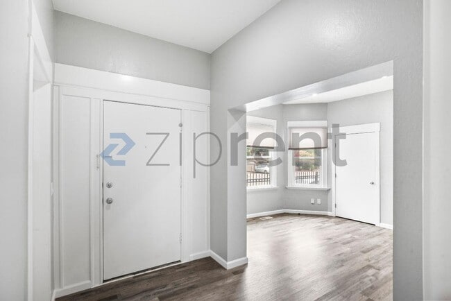 Photo - 1202 Adeline St