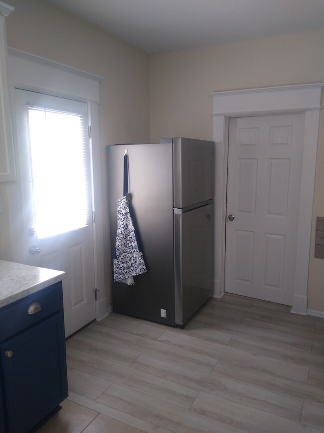 Photo - 200 S 16th St