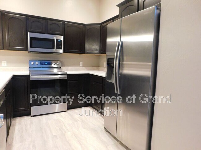 Photo - 2881 1/2 Cascade Avenue