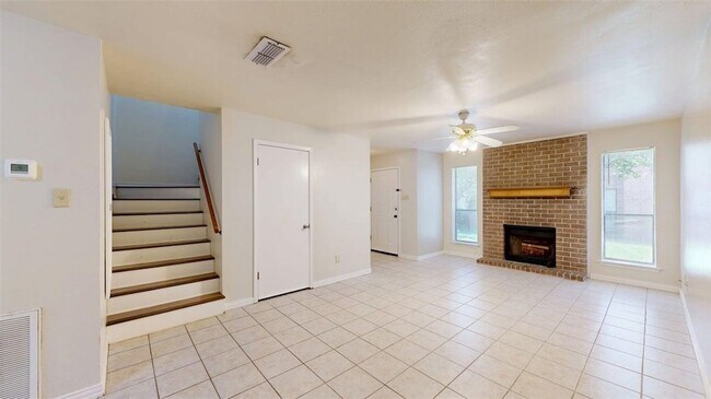 Photo - 1904 Dartmouth St Unit O-4