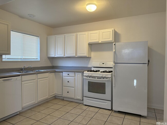 Photo - 2065 Whitfield Wy Townhome