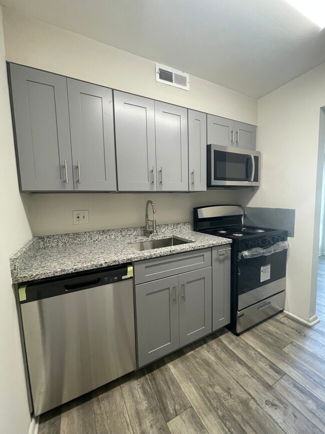 Photo - 6091 Majors Ln Unit 2