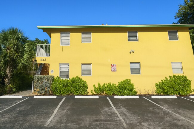 Photo - 622 NE 14th Ave Ft. Lauderdale, FL 33304