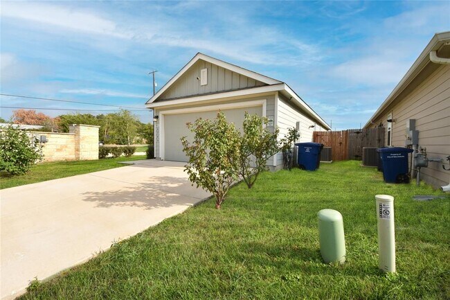 Photo - 6546 Augustus Magee