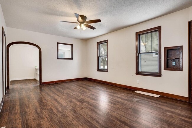 Photo - Charming 3 bed/1 bath home in La Crosse