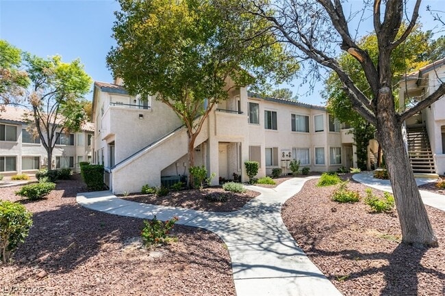 Photo - 3065 Casey Dr Unit 204