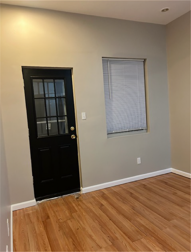 Photo - 2113 E Huntingdon St Unit 3rd Floor