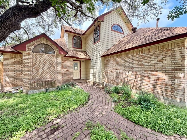 Photo - 2110 Warfield Way