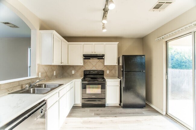 Photo - 3003 John Porter Dr