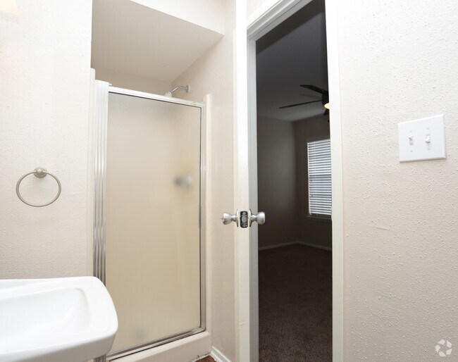 The Oaks of League City Apartments League City, TX