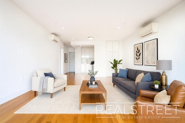 Photo - LUXURY 2 Bed LOFT in Queens! Unit 304