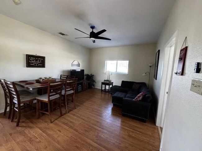 Photo - 319 S Olive St Unit 3