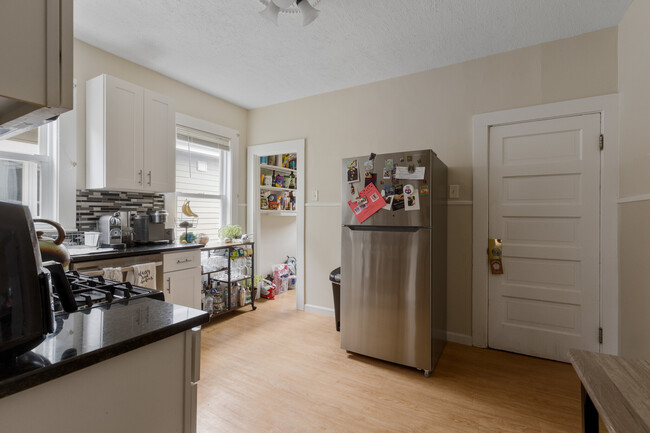 Photo - 19 Malvern Ave Condo