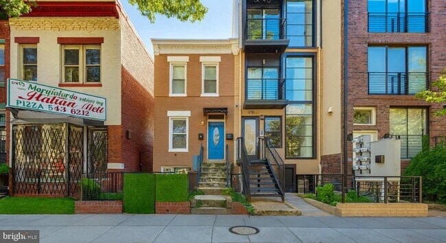Building Photo - 1315 Pennsylvania Ave. SE Rental