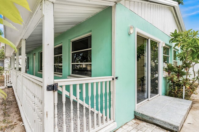 Photo - 264 Ridge Rd NW