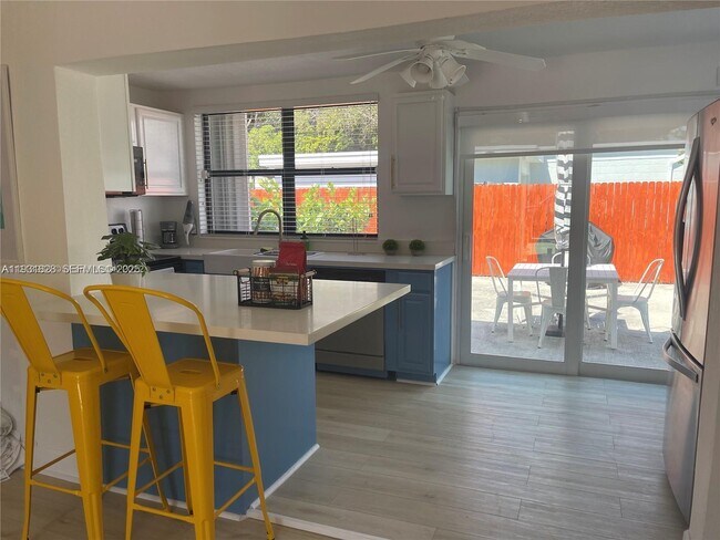 Photo - 1560 NE 145th St Unidad 1