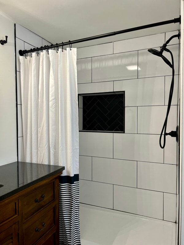 Photo - 736 Everett Rd