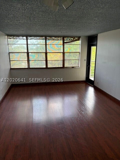 Photo - 2781 Taft St Unit 411