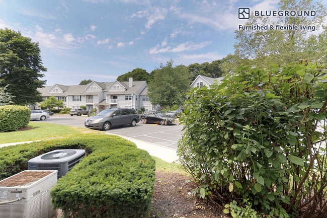 313 Avalon Cir Unit SI FL1-ID3606A