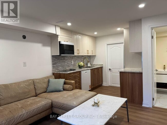 Photo - 49 Chiara Dr