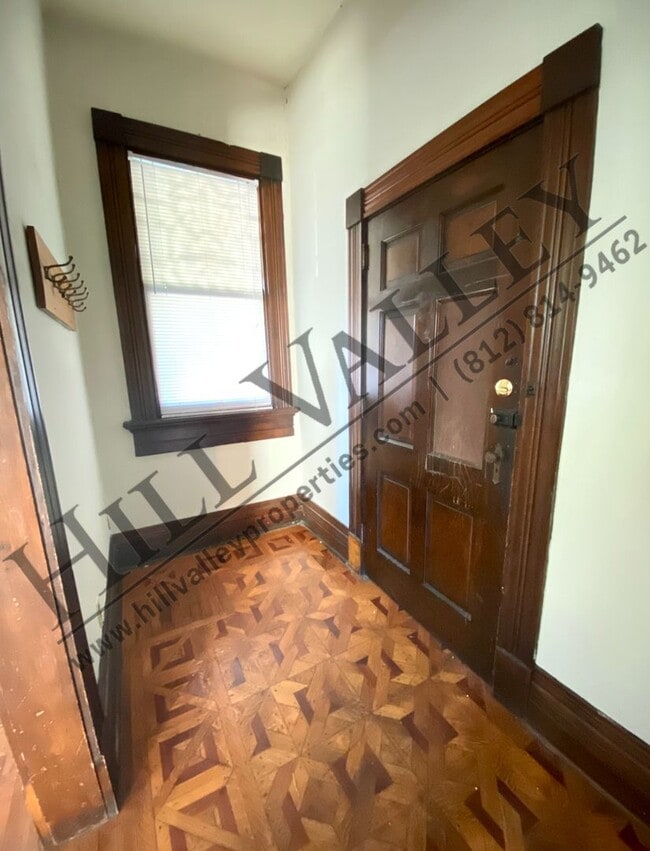 Photo - 524 S 6th St Unit Apt 1