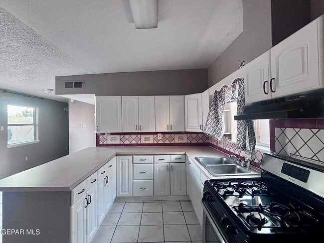 Photo - 7952 San Jose Rd