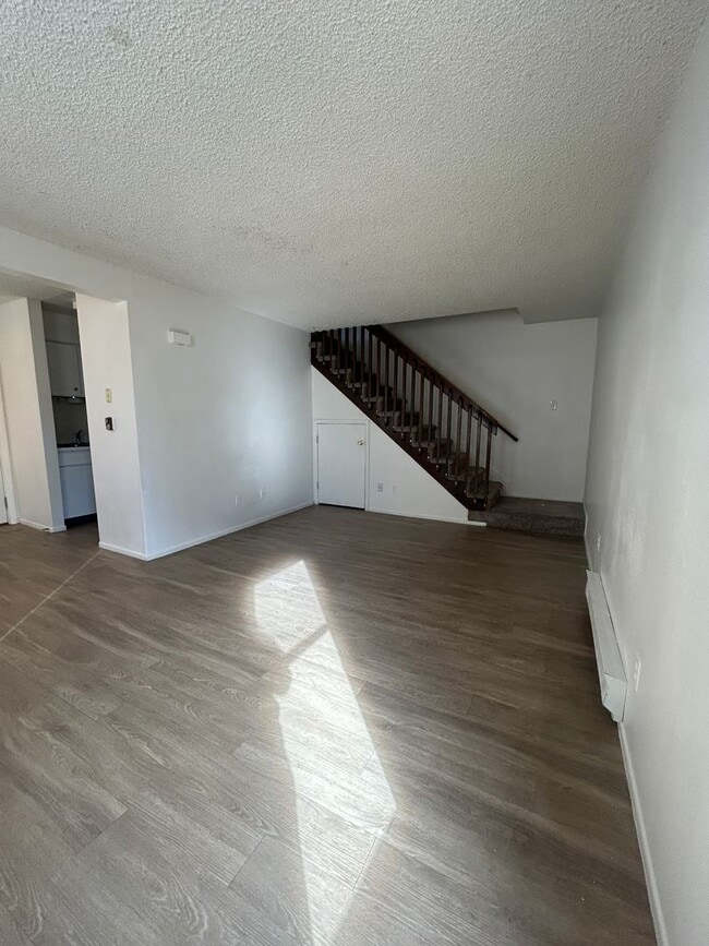 Photo - Two Bedroom Condo With One Car Garage Available For Rent In Longmont Unit B