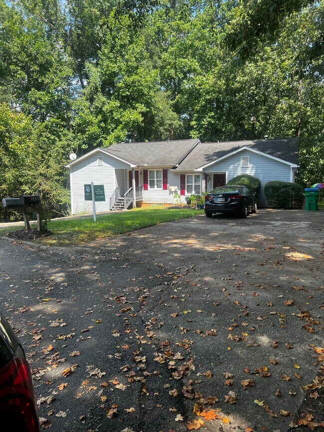 Photo - 2460 Washington Street Ext Unit 2462