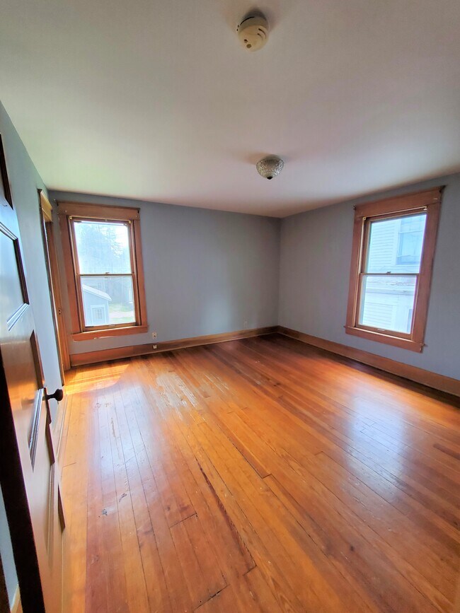 Photo - 809 W Wayne St