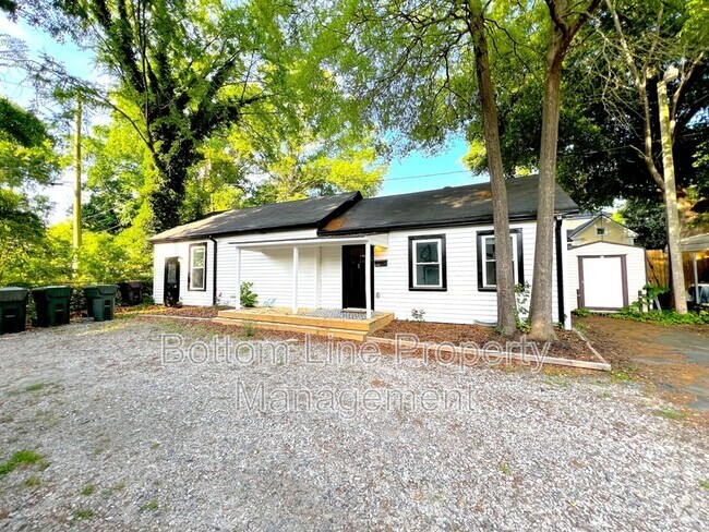 Building Photo - 613 1/2 Charlotte Ave Unit D Rental