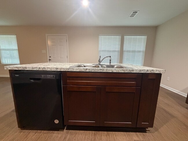 Photo - New Home! 4/2!