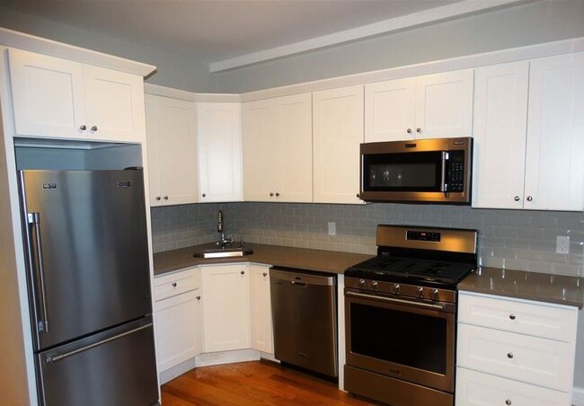 Photo - 26 Chelsea St Condo Unit 3