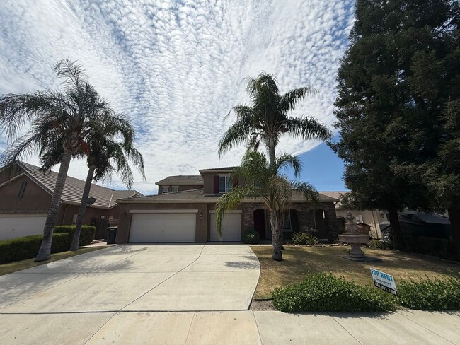 Building Photo - Charming 5-Bedroom, 3-Bathroom Home