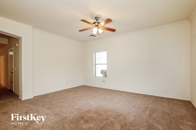 Photo - 5157 W Laurel Ave