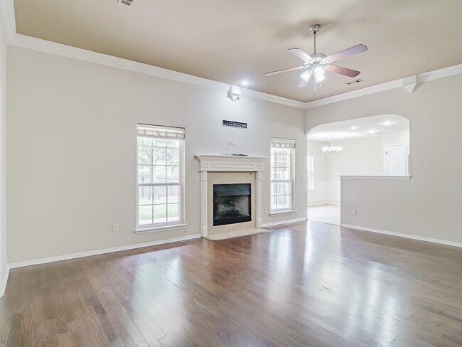 Photo - 607 SW Keystone St