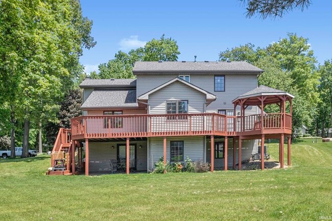 Photo - 52849 Red Fox Trail