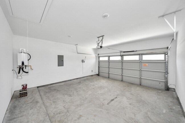 Photo - 29515 Pondview Dr