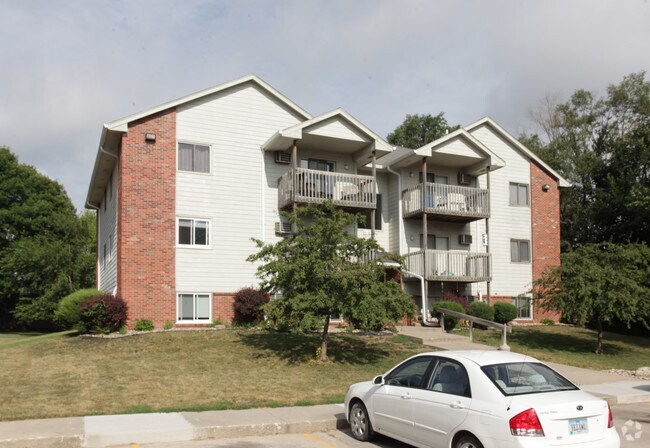 Sunrise Valley Trails Apartments