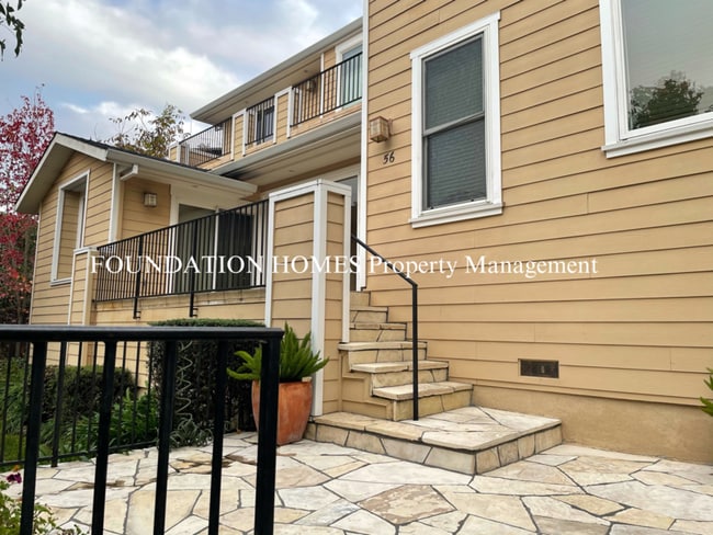 Photo - 56 N Knoll Rd