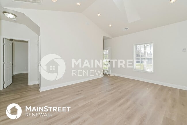 Photo - 7000 Edon Hall Way