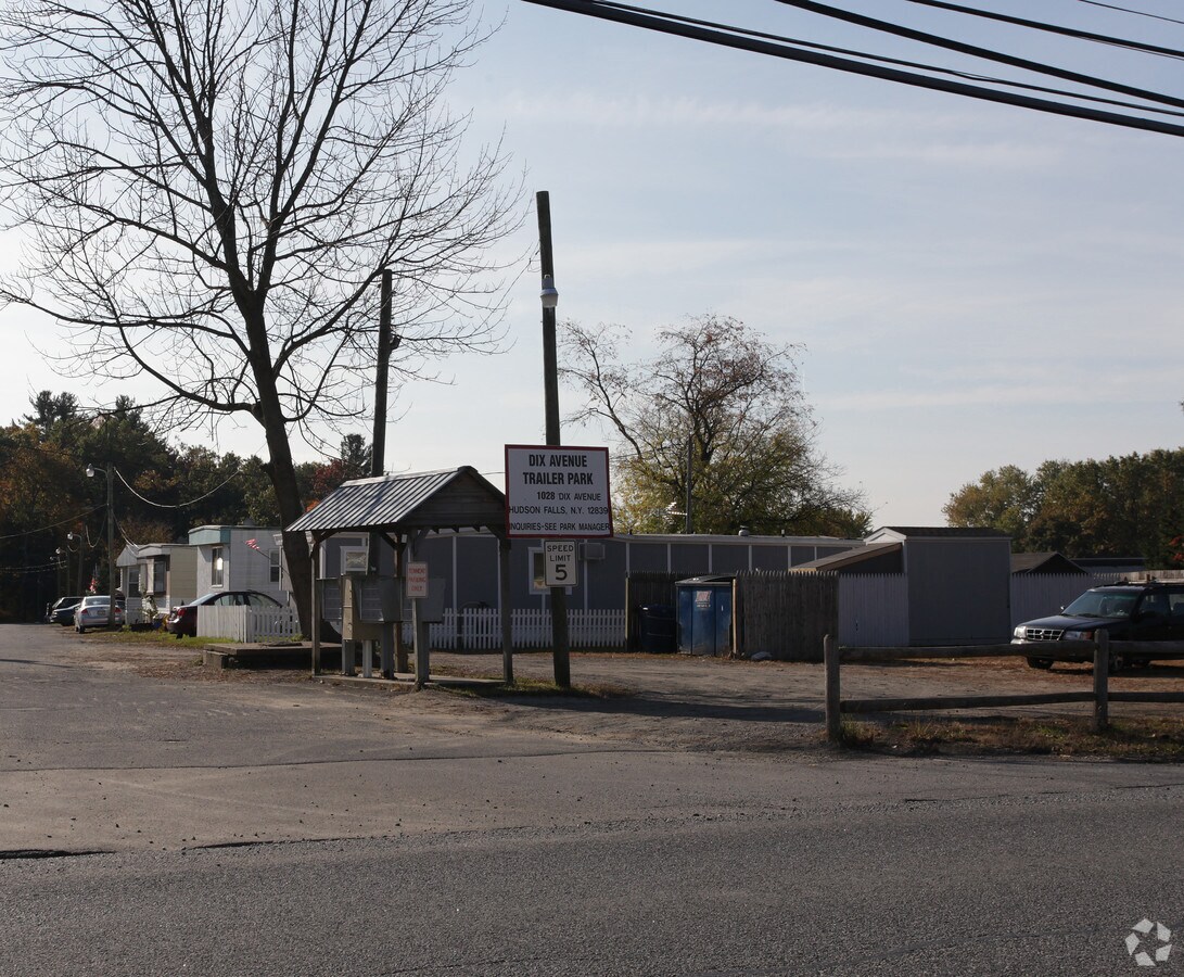 Photo - Dix Mobile Home Park